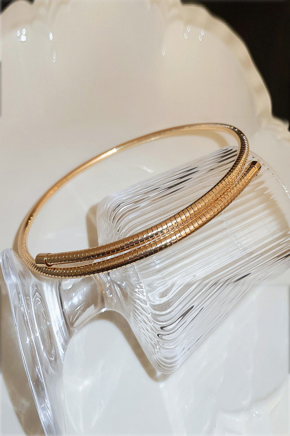 Looking At You 18K Gold Plated Chocker Necklace