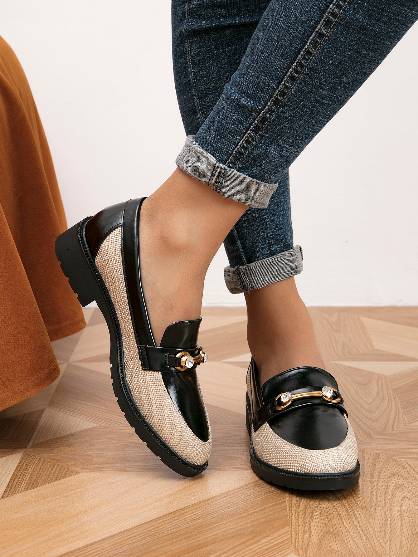 Rhinestone Metal Decor Flat Loafers