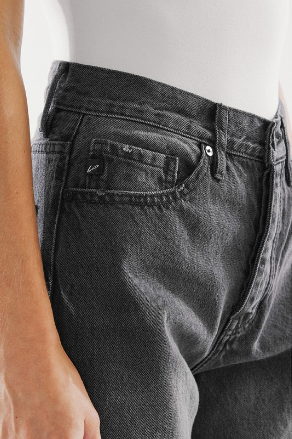 High Waist Distressed Jeans